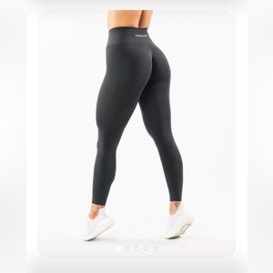 Alphalete Amplify Leggings Size Medium